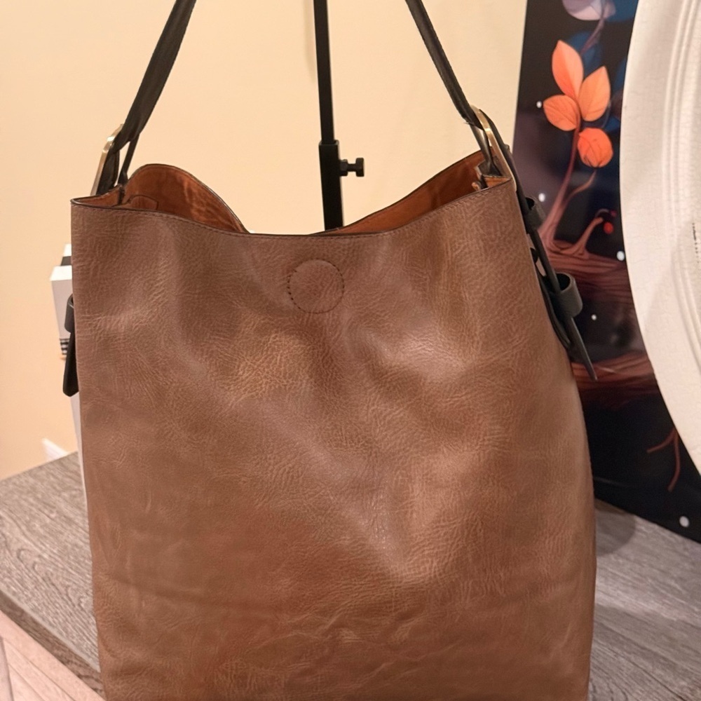 Classic Women’s Hobo Shoulder Bag Vegan Leather Snap Closure Coffee Large - Picture 3 of 17